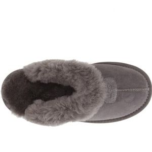 UGG Shoes - NWT Grey Ugg Slipper UGG Shoes - NWT Grey Ugg Slipper